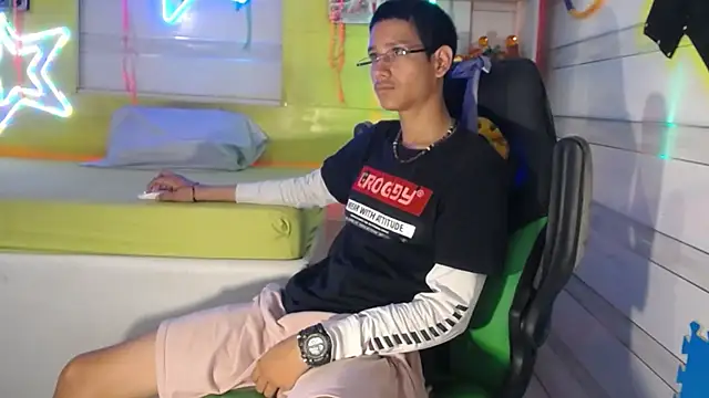 Snapshot of andy_staar chatting on 02-27-26, 07:03 andy staar online show from 02-27-26, 07:03