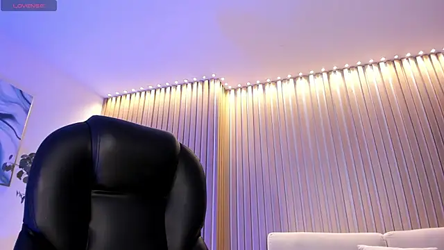 GabriellaLee online show from 11-05-25, 03:20