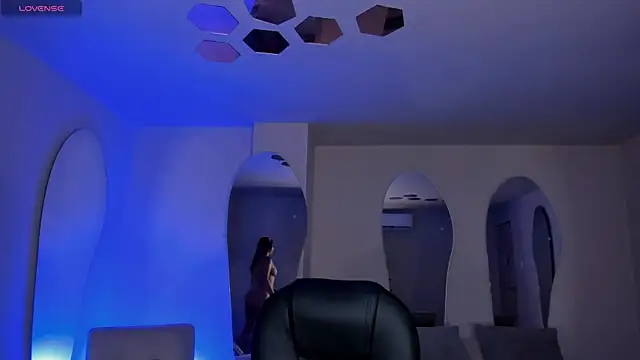 GabriellaLee online show from 06-05-26, 03:22