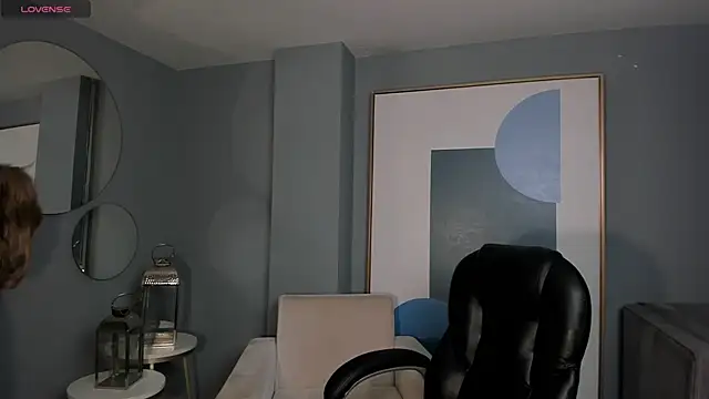 Snapshot of GabriellaLee chatting on 06-18-26, 02:43 GabriellaLee online show from 06-18-26, 02:43