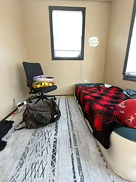 Snapshot of tillymarie34 chatting on 02-08-26, 05:43 tillymarie34 online show from 02-08-26, 05:43