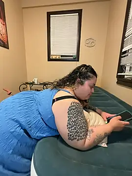 tillymarie34 online show from 05-24-26, 01:49