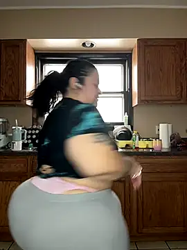 tillymarie34 online show from 12-03-25, 05:12