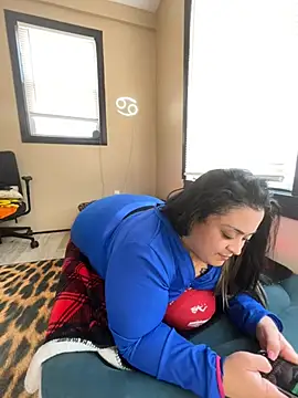 Snapshot of tillymarie34 chatting on 02-27-26, 05:02 tillymarie34 online show from 02-27-26, 05:02