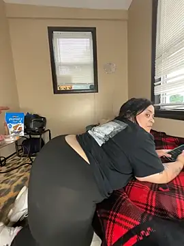 Snapshot of tillymarie34 chatting on 06-07-26, 11:54 tillymarie34 online show from 06-07-26, 11:54