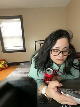 Snapshot of tillymarie34 chatting on 01-18-26, 08:34 tillymarie34 online show from 01-18-26, 08:34