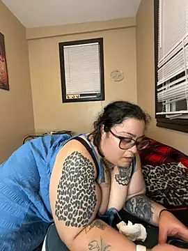 tillymarie34 online show from 05-26-26, 03:15