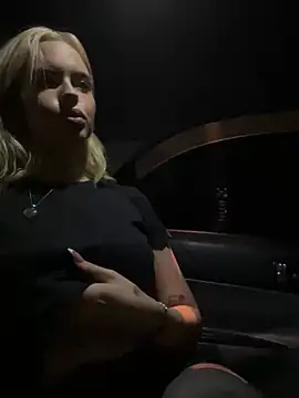 DollyScott1 online show from 01-29-25, 06:22