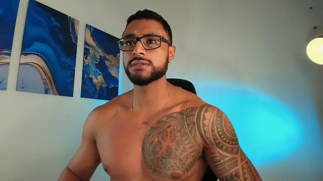 LiamGarcia1 online show from 02-17-26, 02:25