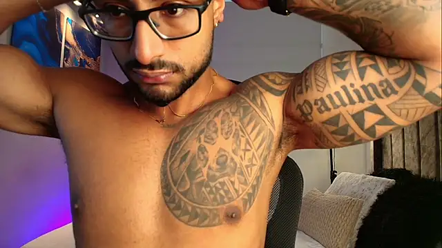 LiamGarcia1 online show from 05-20-26, 02:14