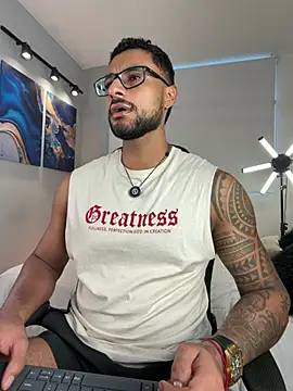 LiamGarcia1 online show from 05-22-26, 02:15