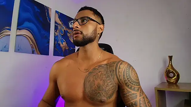 LiamGarcia1 online show from 02-07-26, 12:46