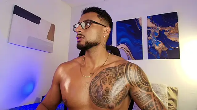 LiamGarcia1 online show from 09-09-25, 12:36