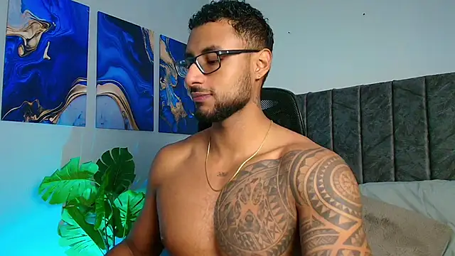 LiamGarcia1 online show from 09-20-25, 02:00