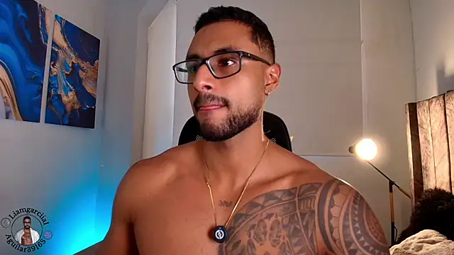 LiamGarcia1 online show from 04-26-26, 03:20