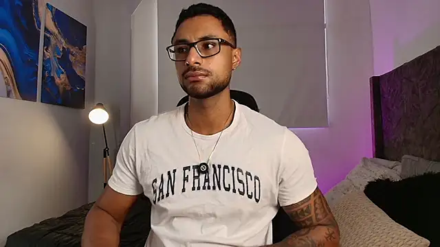 LiamGarcia1 online show from 05-09-26, 03:15