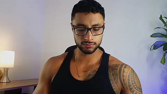 LiamGarcia1 online show from 01-09-26, 01:12