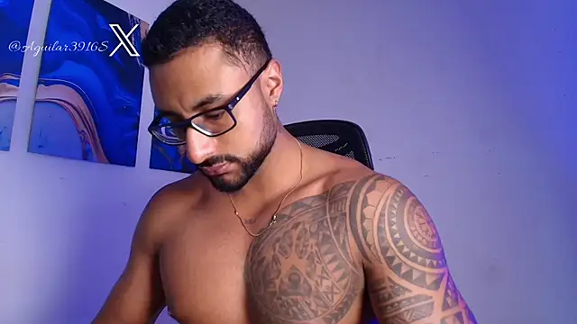 LiamGarcia1 online show from 03-17-26, 05:27