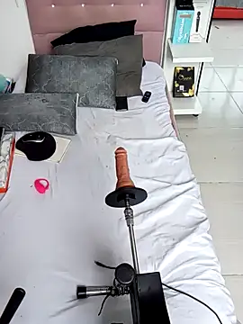 Snapshot of kendalbrowns chatting on 09-17-25, 04:42 kendalbrowns online show from 09-17-25, 04:42