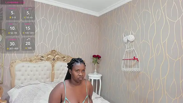 Snapshot of kendalbrowns chatting on 03-10-25, 11:45 kendalbrowns online show from 03-10-25, 11:45