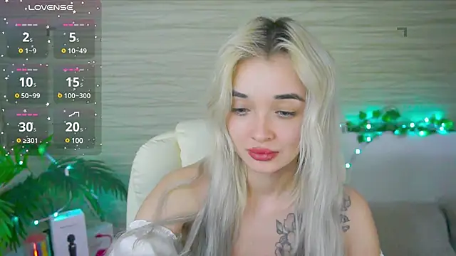 Ashley S online show from 03-09-25, 03:22