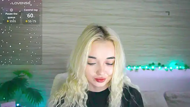 Ashley S online show from 10-28-25, 11:14