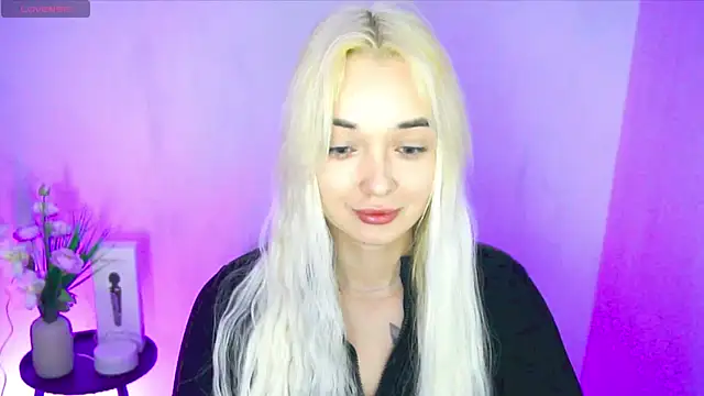 Ashley S online show from 07-12-26, 10:21