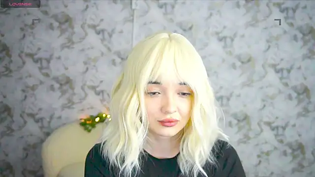 Ashley S online show from 06-08-26, 10:21
