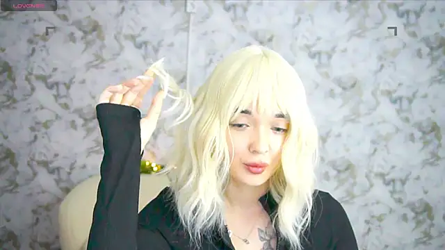 Ashley S online show from 06-08-26, 01:28