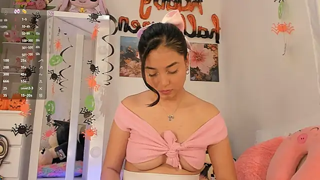 pretty-millie online show from 10-08-25, 04:03