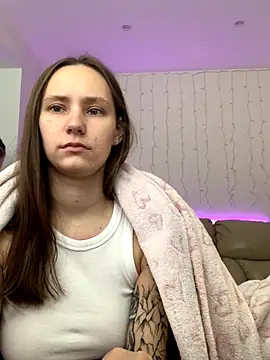 HotCaramellsTV online show from 09-10-25, 10:03