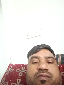 Snapshot of pintuS40 chatting on 02-14-26, 08:25 pintuS40 online show from 02-14-26, 08:25