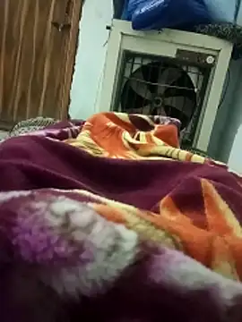 Snapshot of pintuS40 chatting on 02-08-26, 12:30 pintuS40 online show from 02-08-26, 12:30