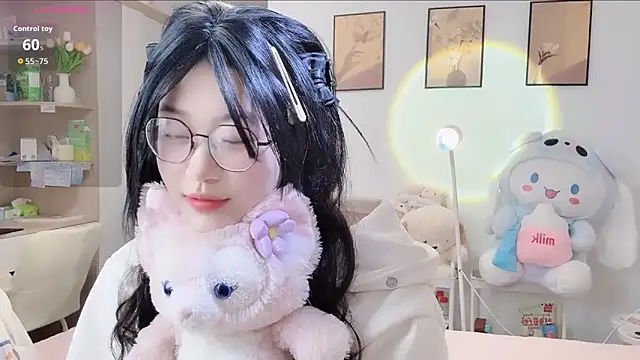 Luminous163 online show from 10-01-25, 01:15