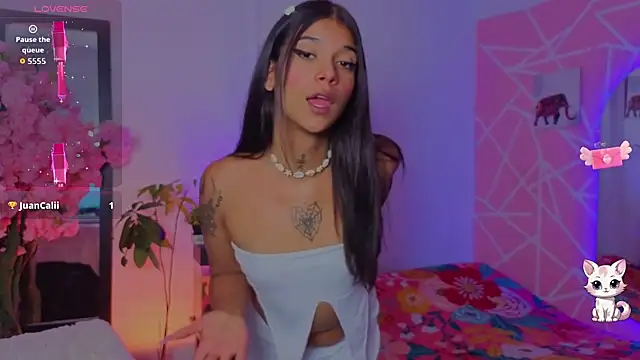 CoralRigan online show from 11-28-25, 02:01