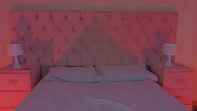 Snapshot of CoralRigan chatting on 01-17-26, 02:31 CoralRigan online show from 01-17-26, 02:31