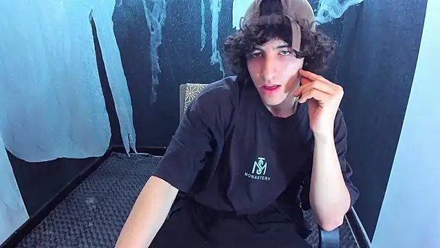 Kerverr  online show from 10-29-25, 02:49