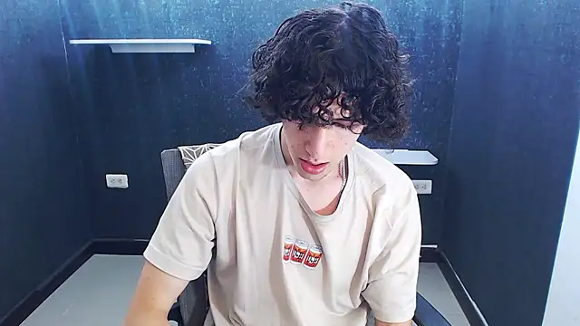 Kerverr  online show from 12-18-25, 03:05