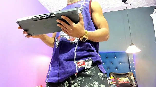 Salomon koude online show from 11-06-25, 07:07