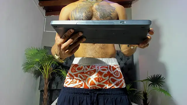 Salomon koude online show from 04-28-26, 02:54