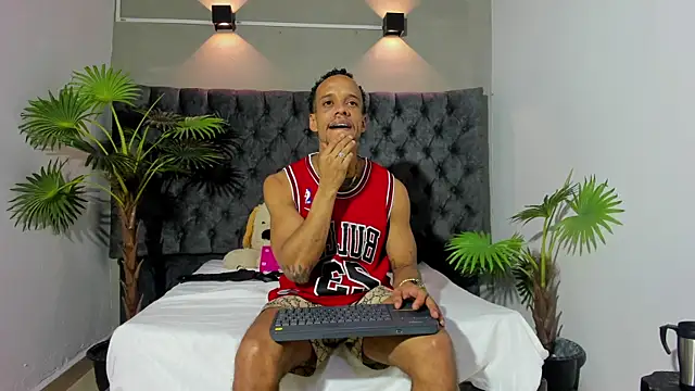 Salomon koude online show from 06-19-26, 02:39