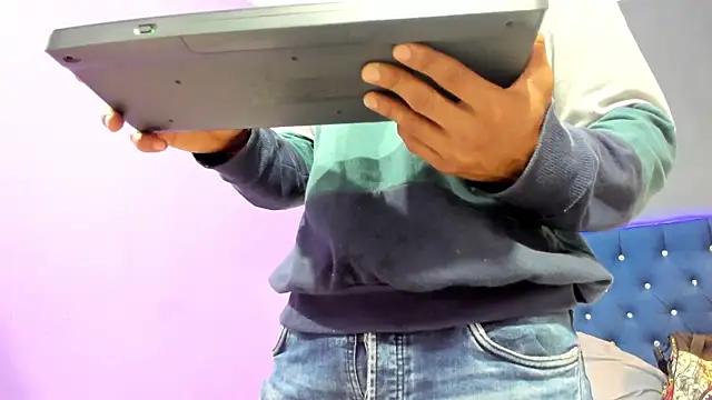 Salomon koude online show from 10-17-25, 07:26