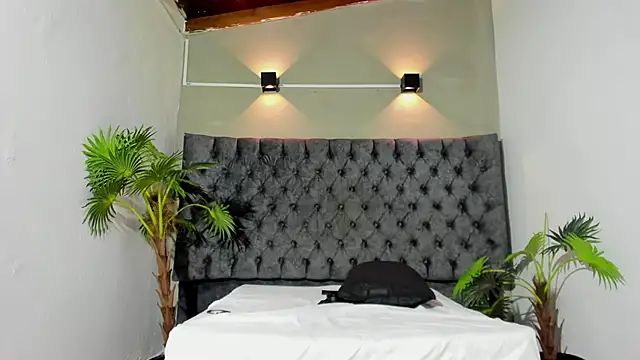 Salomon koude online show from 05-13-26, 01:34
