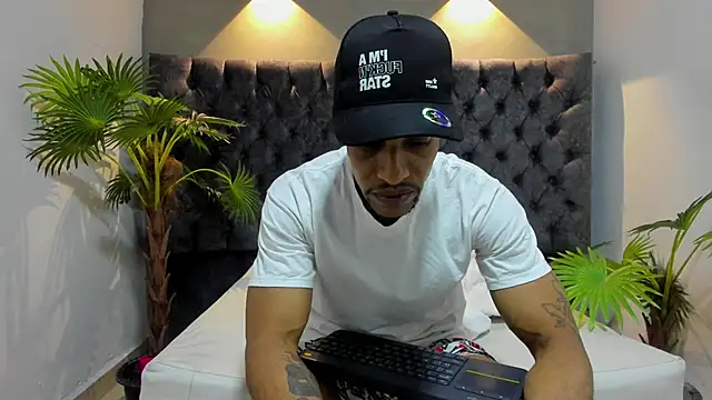 Salomon koude online show from 05-21-26, 03:48