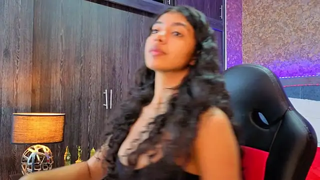 Snapshot of viktorya_xue chatting on 02-20-26, 10:39 viktorya xue online show from 02-20-26, 10:39