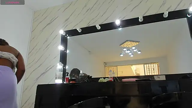 ElisabethMassey online show from 01-06-26, 01:59