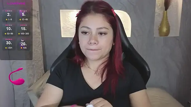 Snapshot of _Ambar72_b chatting on 10-16-25, 01:08 Ambar72 b online show from 10-16-25, 01:08