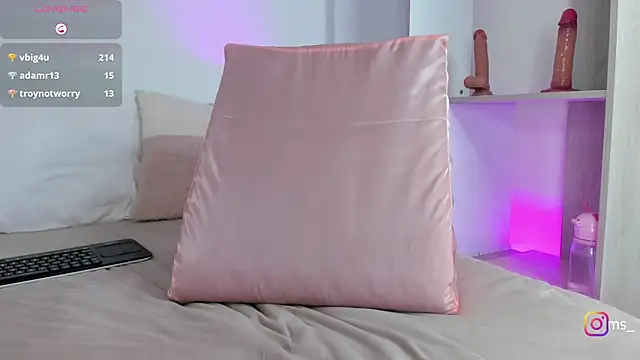 nattaly adams online show from 03-22-25, 08:59