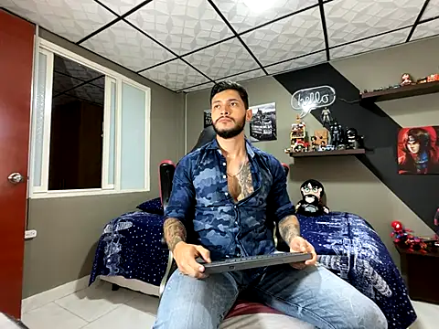 marcel crawford96 online show from 10-08-25, 02:51