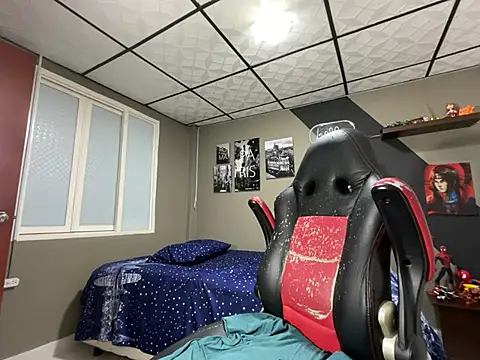 Snapshot of marcel_crawford96 chatting on 06-30-26, 01:44 marcel crawford96 online show from 06-30-26, 01:44